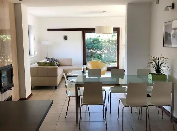 Dla 8 Osob Ok. 120m W Gaski, Wybrzeze Morza Baltyckiego W Polsce Gąski