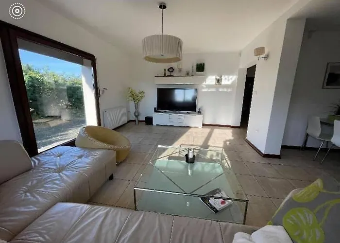 Dla 8 Osob Ok. 120m W Gaski, Wybrzeze Morza Baltyckiego W Polsce Gąski